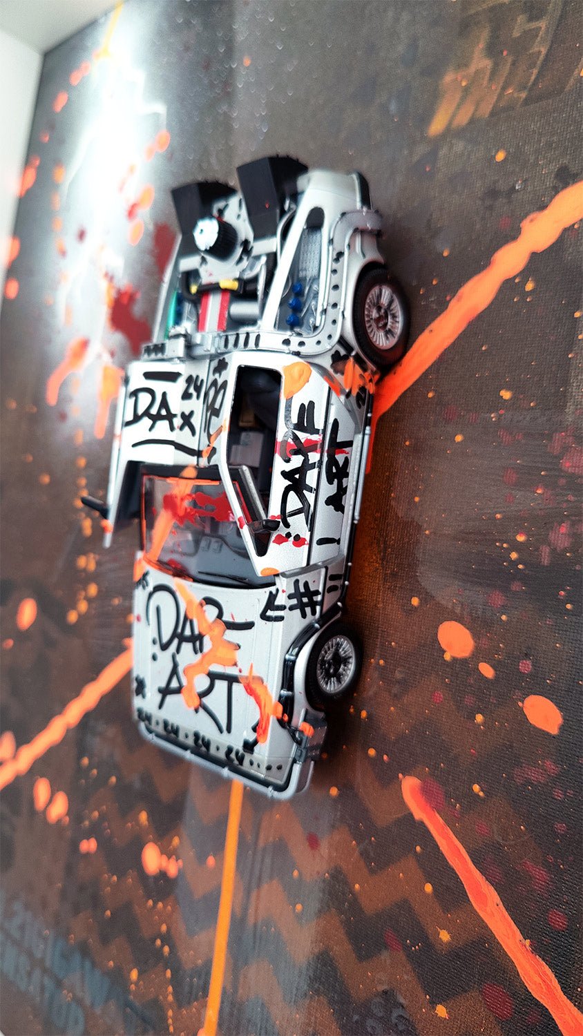 Zurück in die Zukunft – DeLorean als Mixed - Media - Meisterwerk - DAPE - ART - SHOP